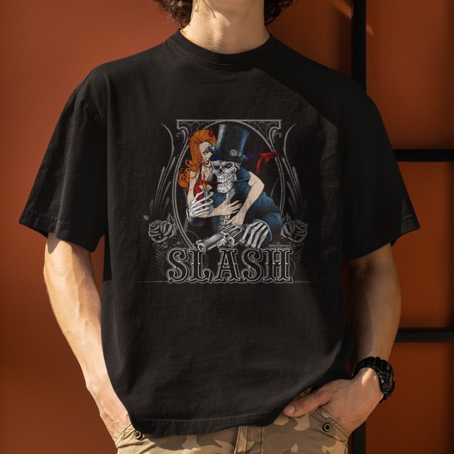 Slash Fan Art Men and Women T-Shirt - 1