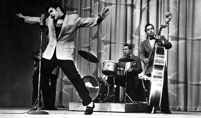 elvis-on-stage-old-photo