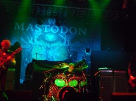 mastondon-live-on-stage-photo