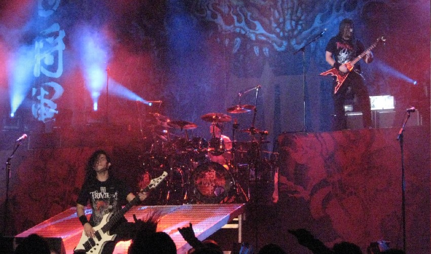 trivium-stage-whole-band